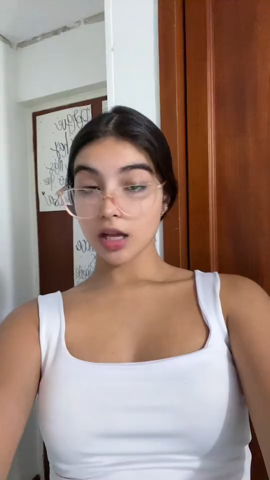 Dancing Sara ,Copa Cabana, Colombia #14, Saravalentina