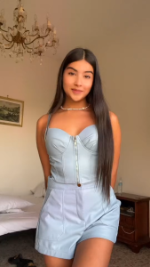 Dancing Sara -Copa Cabana, Colombia #1,Saravalentina