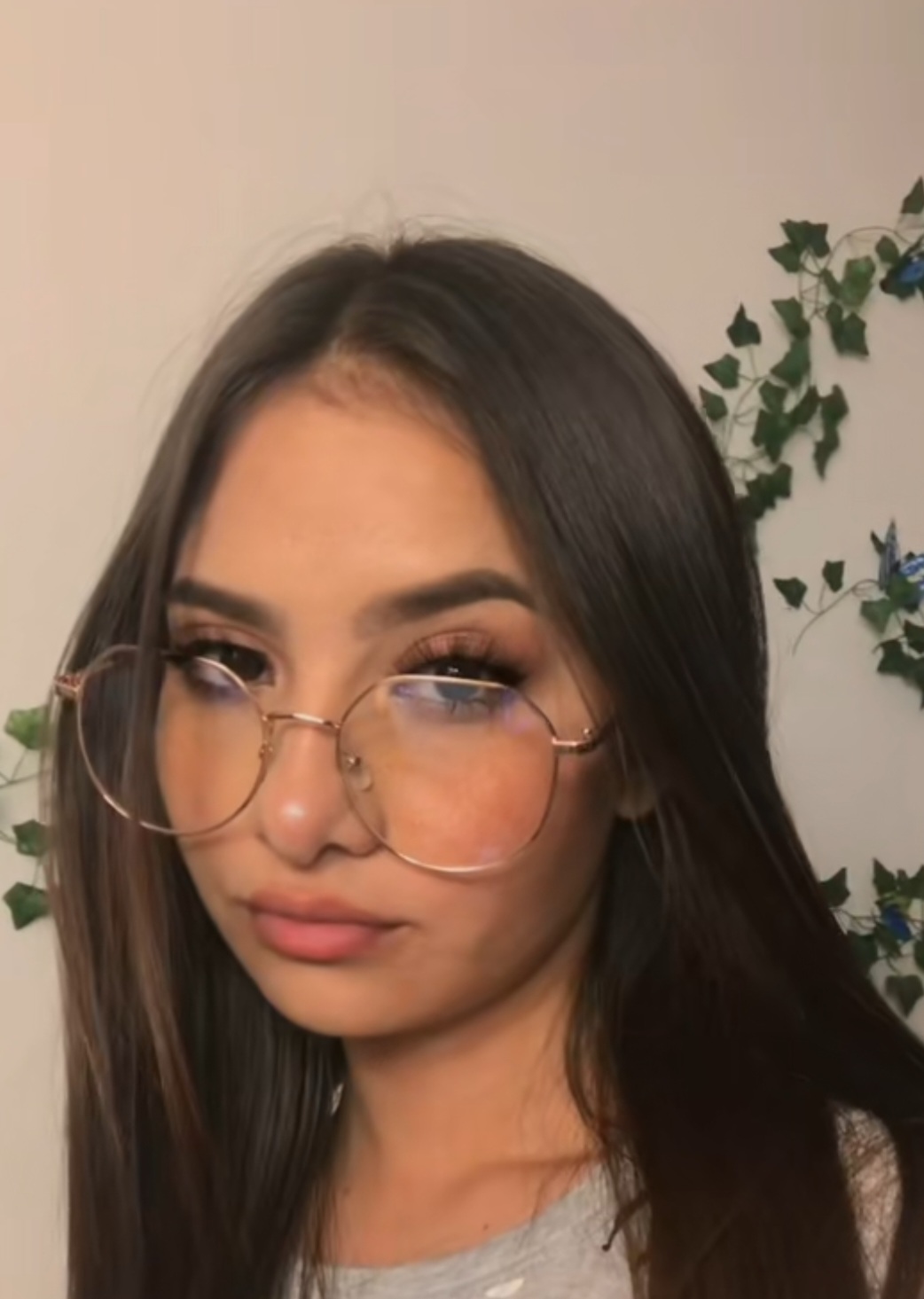 Marianne Faithfull , As Tears Go By 1965.