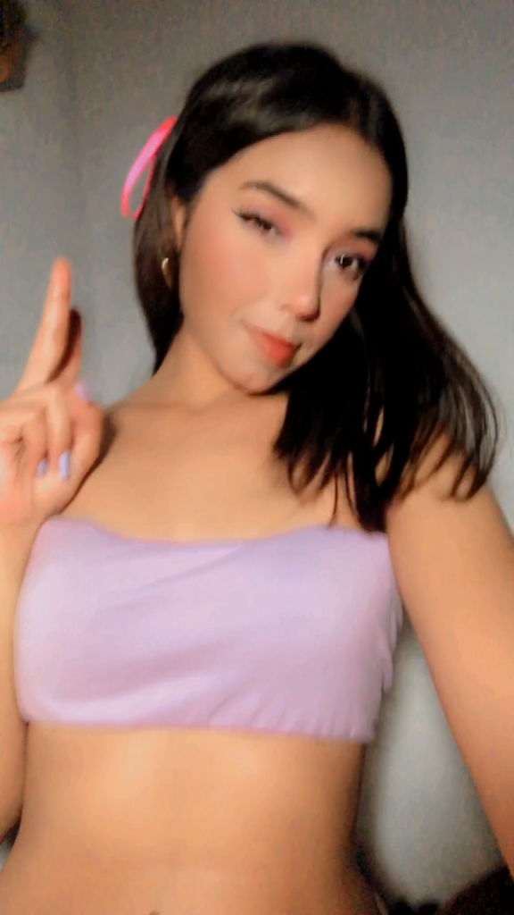 Daniela Madrid, Happy New Year