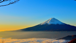 Alan Hovhaness,  Symphony No.2 "Mysterious Mountain", Andante con moto