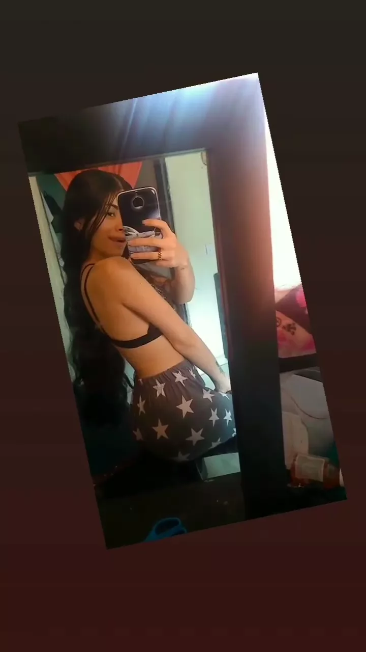 Fernanda at Xmas 2024_26