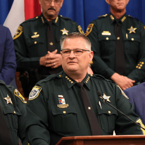 Florida sheriff threatens to kill violent protesters, What is been said about such threat
