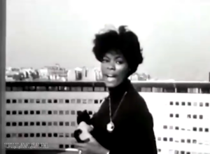 DIONNE WARWICK, WALK ON BY, (PARIS-19640)